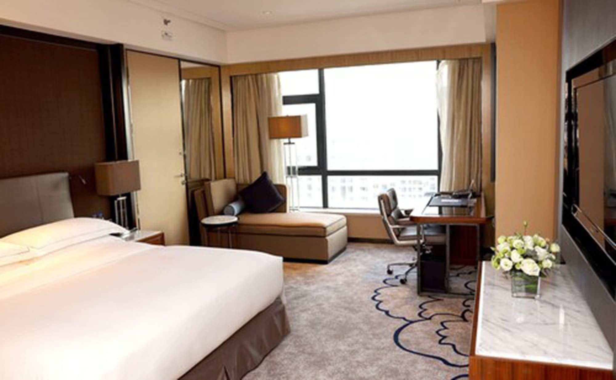Hilton Zhongshan Downtown Exterior photo
