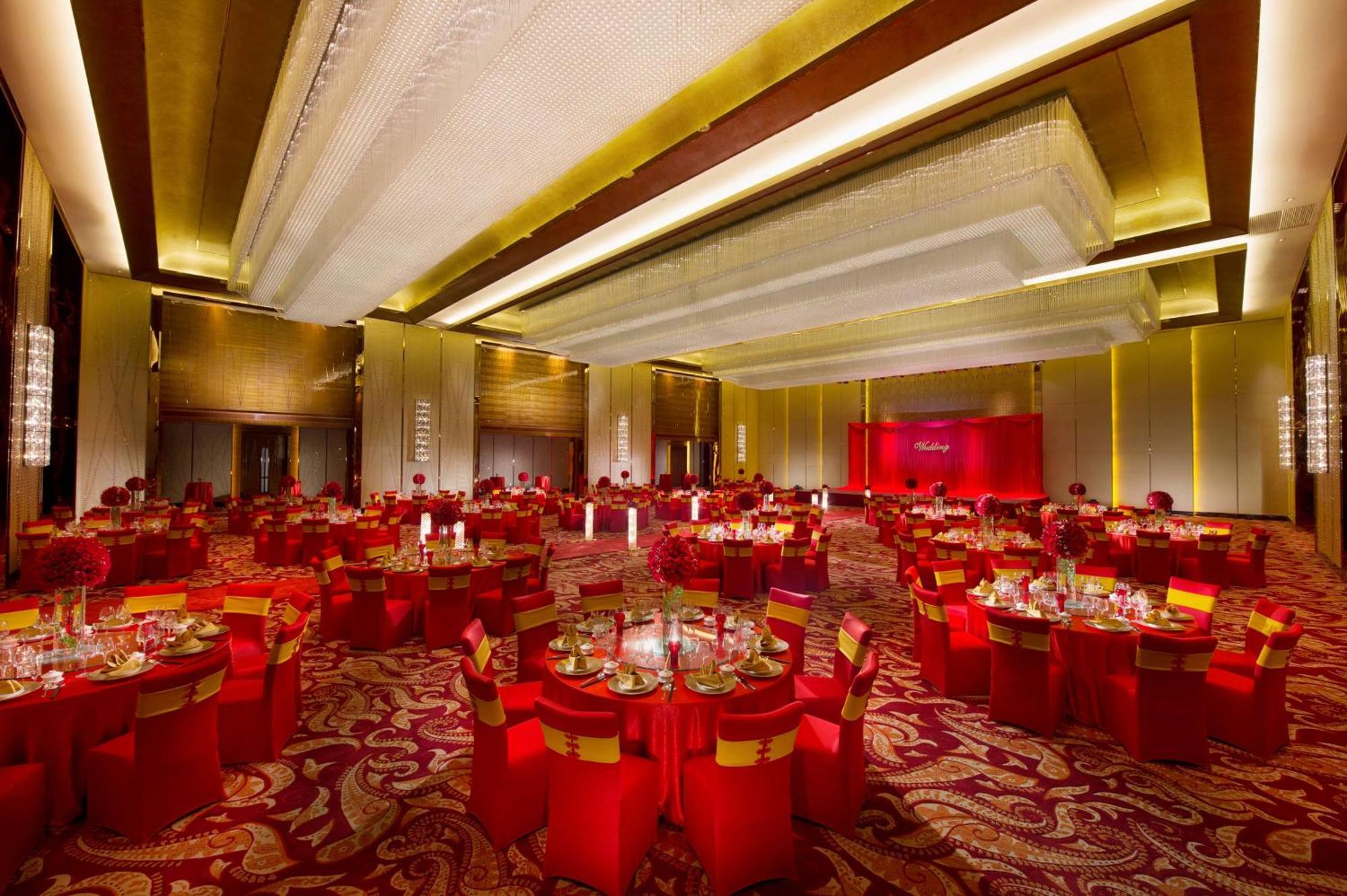 Hilton Zhongshan Downtown Exterior photo