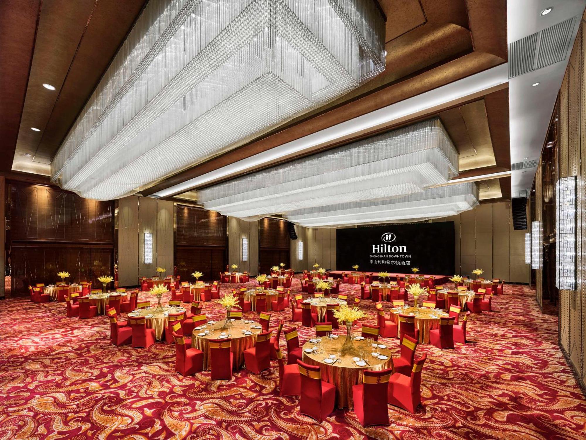 Hilton Zhongshan Downtown Exterior photo