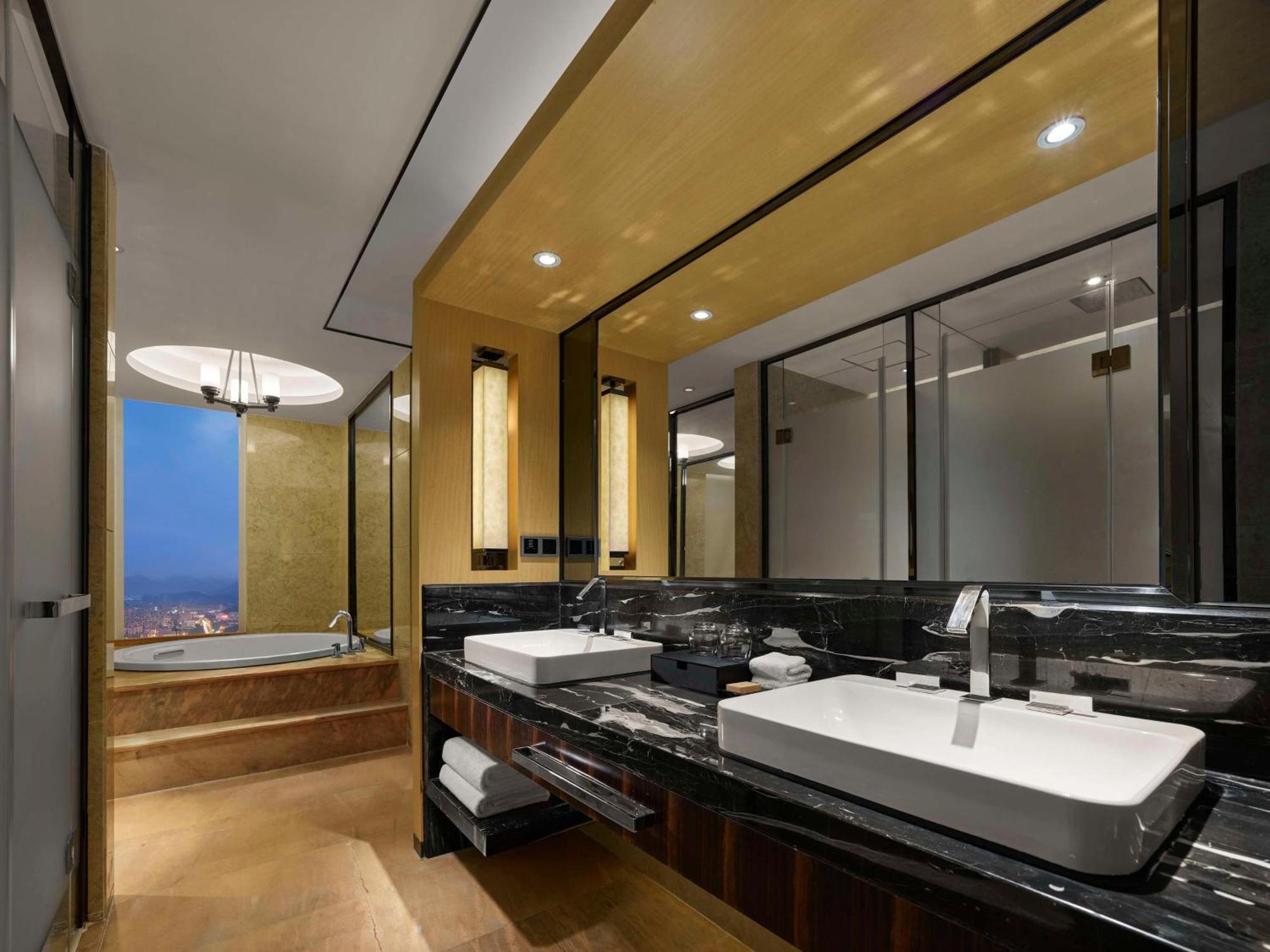 Hilton Zhongshan Downtown Exterior photo