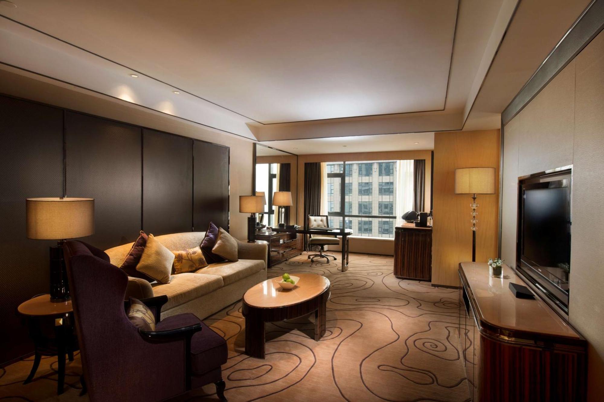 Hilton Zhongshan Downtown Exterior photo